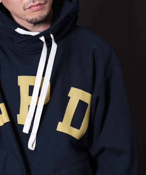 GYPSY&SONS（ジプシーアンドサンズ）の「80 SWEAT PARKA PT college　ハチマルスウェットパーカー　プリントカレッジ（パーカー・メンズ・ネイビー/アッシュグレー/グリーン・MEDIUM/LARGE/SMALL/X-LARGE）」の12枚目の写真