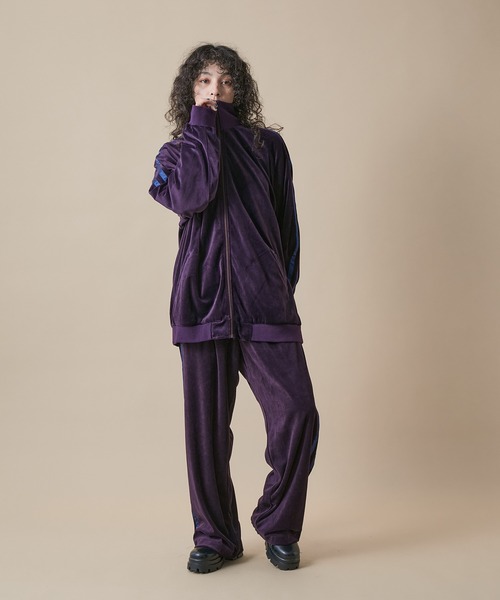 re_k by JUNRED（レクバイジュンレッド）の「re_k by JUNRED / ドレープベロアワイドトラックパンツ（その他パンツ・メンズ・ネイビー/パープル・S/M/L）」の20枚目の写真