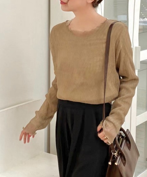 LADY LIKE(レディライク)の「ロンT付きシアートップス2点セット(シャツ/ブラウス・レディース・ベージュ/モカ・M)」の4枚目の写真