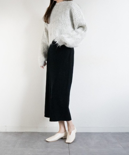 Fabby fabby(ファビィーファビィー)の「スクエアスリットパンプス(パンプス・レディース・ベージュ/ブラウン/ブラック/シルバー/ゴールド/オフホワイト・LARGE/MEDIUM/SMALL)」の11枚目の写真