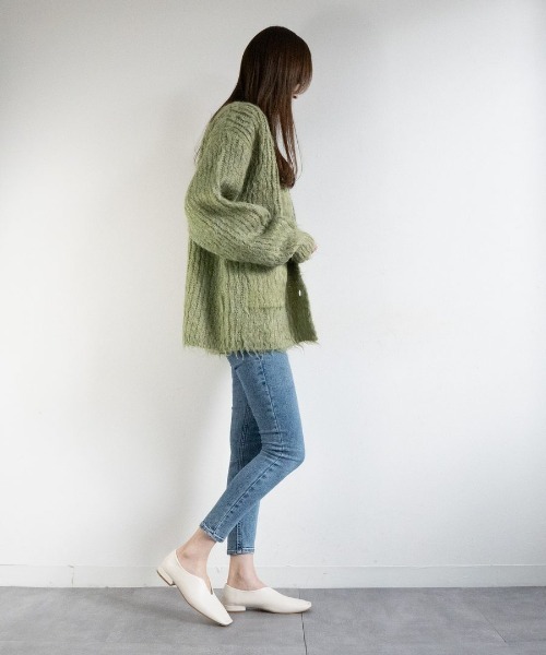 Fabby fabby(ファビィーファビィー)の「スクエアスリットパンプス(パンプス・レディース・ベージュ/ブラウン/ブラック/シルバー/ゴールド/オフホワイト・LARGE/MEDIUM/SMALL)」の13枚目の写真