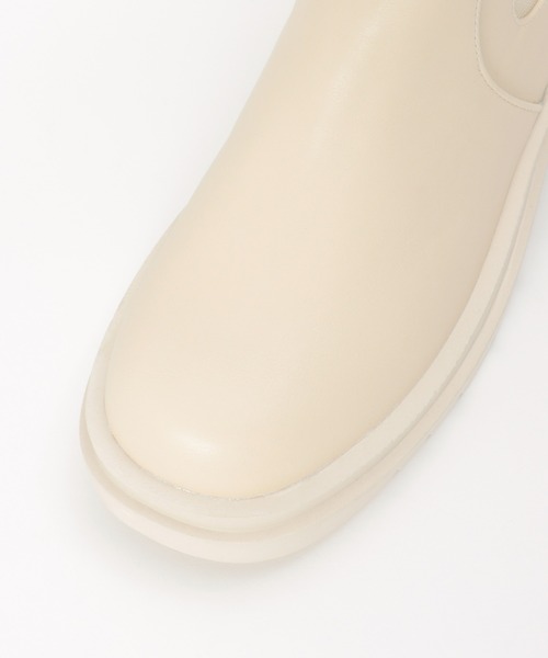 notch.（ノッチ）の「サイドゴアブーツ（ブーツ・レディース・オフホワイト/ブラック・L/M）」の7枚目の写真