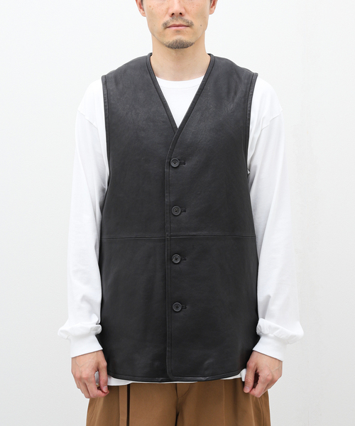 EDIFICE(エディフィス)の「シープベジレザー ベスト(その他アウター・メンズ・ブラック・FREE)」の3枚目の写真
