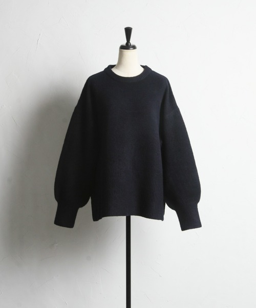 &. NOSTALGIA(アンドドットノスタルジア)の「【ZOZO限定】サイドスリットもちもちニットプルオーバー(ニット/セーター・レディース・オートミール/ネイビー/イエロー・FREE)」の20枚目の写真