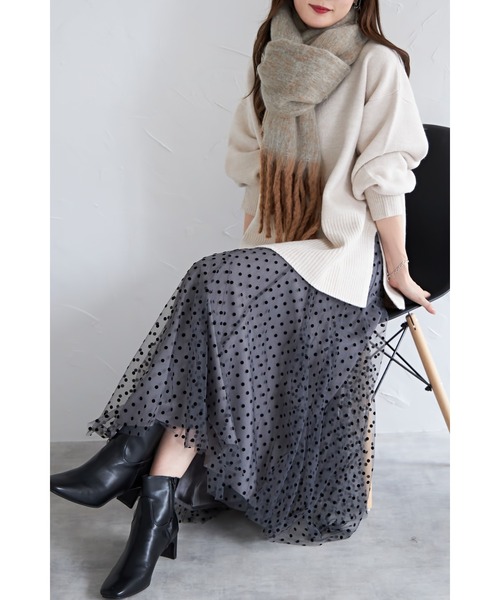 &. NOSTALGIA(アンドドットノスタルジア)の「【ZOZO限定】サイドスリットもちもちニットプルオーバー(ニット/セーター・レディース・オートミール/ネイビー/イエロー・FREE)」の5枚目の写真