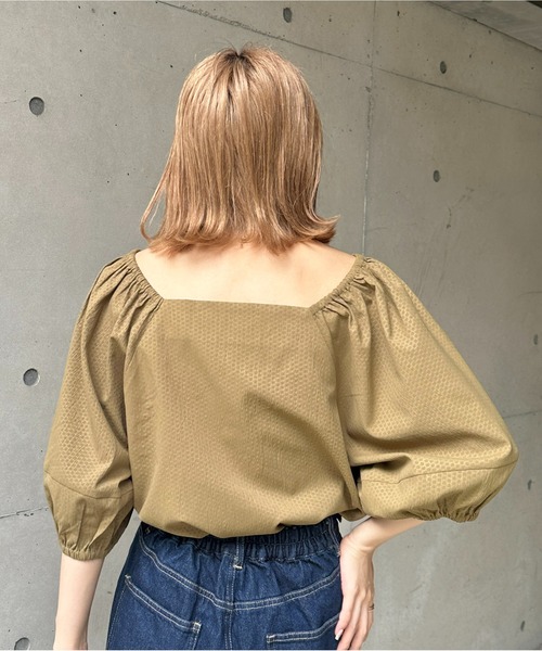 Thevon(ゼボン)の「スクエアネック5分袖バルーンスリーブブラウス(シャツ/ブラウス・レディース・オレンジ/オフホワイト/ブラック/カーキ・FREE)」の13枚目の写真