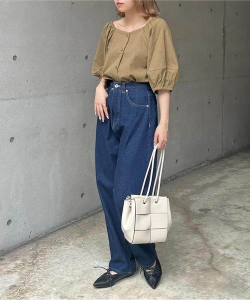 Thevon(ゼボン)の「スクエアネック5分袖バルーンスリーブブラウス(シャツ/ブラウス・レディース・オレンジ/オフホワイト/ブラック/カーキ・FREE)」の9枚目の写真