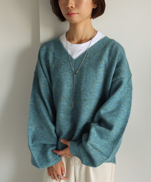 COURO(コウロ)の「5GMIXカラー幻彩モヘアライクVネックニット(ニット/セーター・レディース・ブラウン/ベージュ/ブルーグリーン・M)」の3枚目の写真