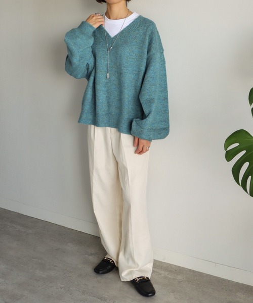 COURO(コウロ)の「5GMIXカラー幻彩モヘアライクVネックニット(ニット/セーター・レディース・ブラウン/ベージュ/ブルーグリーン・M)」の14枚目の写真