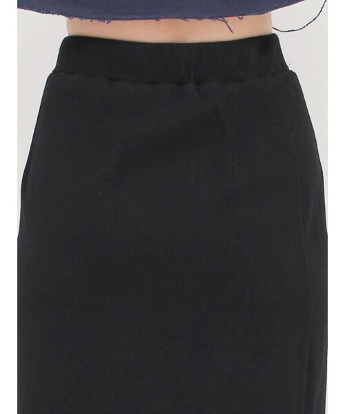 EVRIS（エヴリス）の「ZIPスリットロングスカート（スカート・レディース・ブラック/ブルー・FREE）」の17枚目の写真