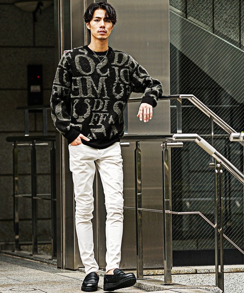 SOMEDIFF（サムディフ）の「フェザーヤーン総柄ニット ルーズ