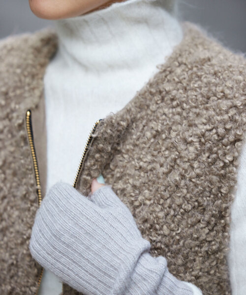 IENA ファーベスト IENA（イエナ）の「ECOPEL カーリーファーベスト（ベスト）」 - WEAR