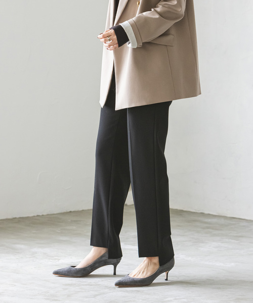 Noble（ノーブル）の「《追加》キャロットシルエットステップヘムパンツ（スラックス・レディース・ホワイト系その他/ベージュ/ラベンダー/ブラック・34/36/38/40）」の6枚目の写真