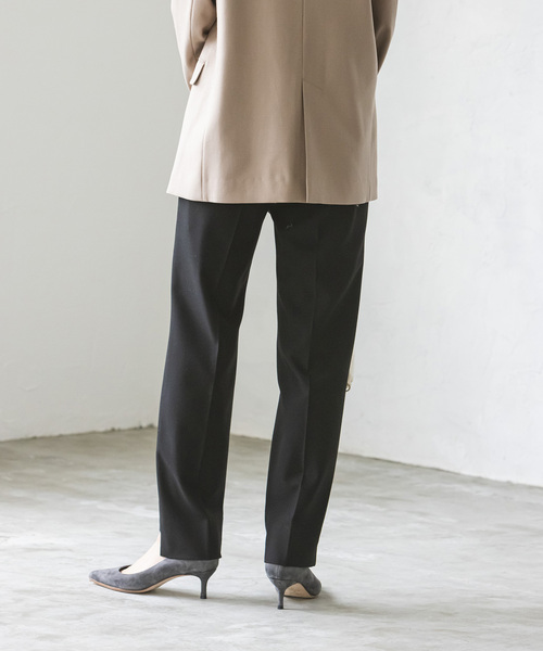 Noble（ノーブル）の「《追加》キャロットシルエットステップヘムパンツ（スラックス・レディース・ホワイト系その他/ベージュ/ラベンダー/ブラック・34/36/38/40）」の7枚目の写真