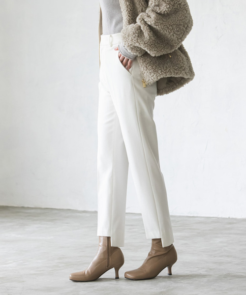 Noble（ノーブル）の「《追加》キャロットシルエットステップヘムパンツ（スラックス・レディース・ホワイト系その他/ベージュ/ラベンダー/ブラック・34/36/38/40）」の12枚目の写真