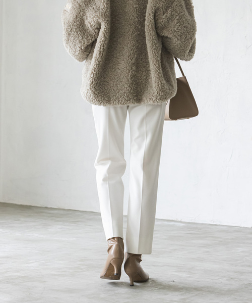 Noble（ノーブル）の「《追加》キャロットシルエットステップヘムパンツ（スラックス・レディース・ホワイト系その他/ベージュ/ラベンダー/ブラック・34/36/38/40）」の13枚目の写真