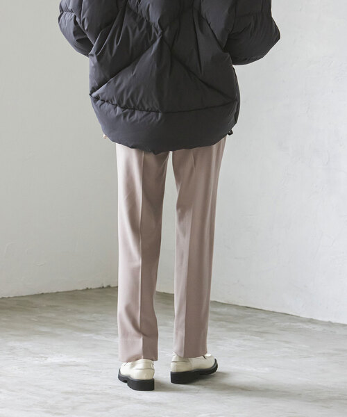 Noble（ノーブル）の「《追加》キャロットシルエットステップヘムパンツ（スラックス・レディース・ホワイト系その他/ベージュ/ラベンダー/ブラック・34/36/38/40）」の19枚目の写真