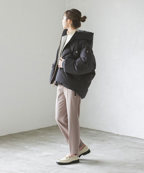 Noble（ノーブル）の「《追加》キャロットシルエットステップヘムパンツ（スラックス・レディース・ホワイト系その他/ベージュ/ラベンダー/ブラック・34/36/38/40）」の21枚目の写真