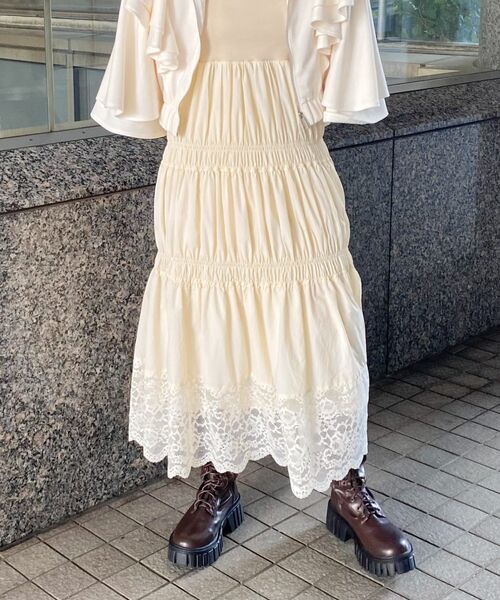 ur,Melty（ユアメルティー）の「2WAYレース切替スカート（スカート・レディース・オフホワイト/ブラック・FREE）」の3枚目の写真