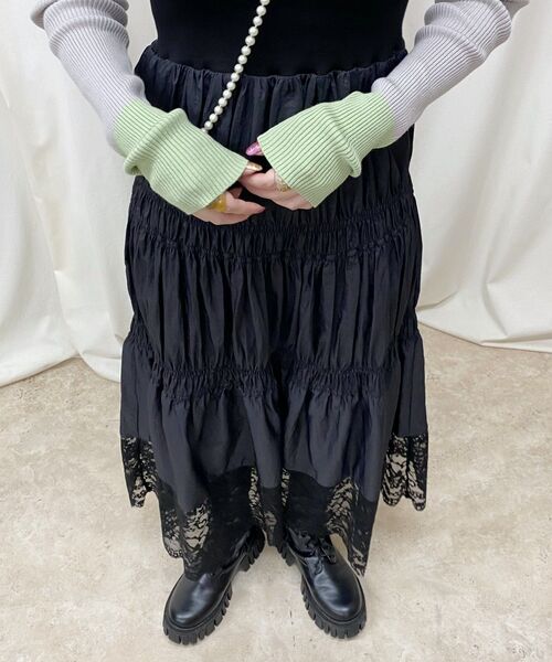 ur,Melty（ユアメルティー）の「2WAYレース切替スカート（スカート・レディース・オフホワイト/ブラック・FREE）」の11枚目の写真
