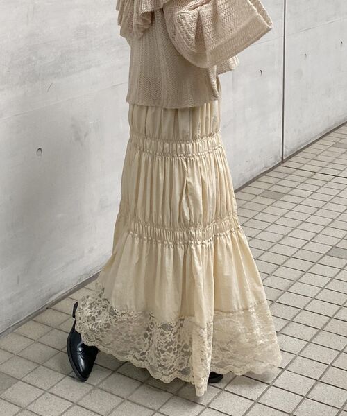 ur,Melty（ユアメルティー）の「2WAYレース切替スカート（スカート・レディース・オフホワイト/ブラック・FREE）」の7枚目の写真