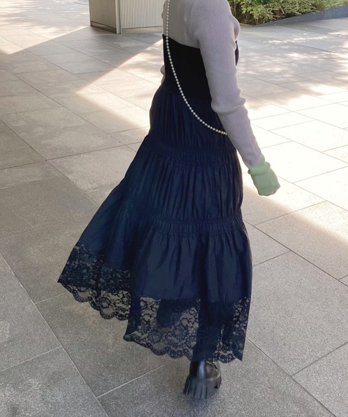 ur,Melty（ユアメルティー）の「2WAYレース切替スカート（スカート・レディース・オフホワイト/ブラック・FREE）」の2枚目の写真