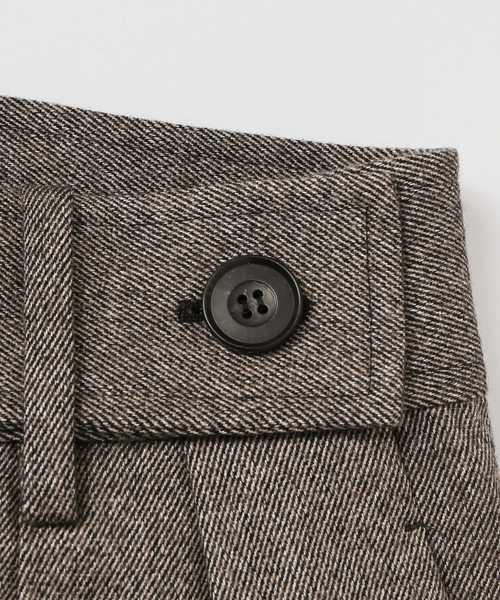 Noble(ノーブル)の「シックツイードサイドボタンパンツ(スラックス・レディース・ブラック・36/38)」の14枚目の写真