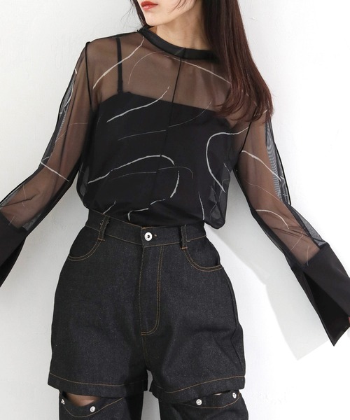 cheriella（シェリエラ）の「【cheriella】WEB限定前後2WAY袖切替マーブルシアートップス WEB LIMITED 2-WAY MARBLE SHEER TOPS WITH CONTRAST SLEEVES（Tシャツ/カットソー・レディース・ブルーグリーン/ネイビー/チャコールグレー/ブラック/ベージュ・M）」の10枚目の写真