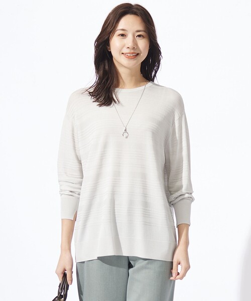 J.PRESS Ladies(J.プレス レディス)の「【WEB限定カラーあり・洗える】SILKY RAYON STRETCH ボーダー ニット(ニット/セーター・レディース・ライトグレー系/ダルブルー系/ネイビー系/ブラウン系・SMALL)」の1枚目の写真