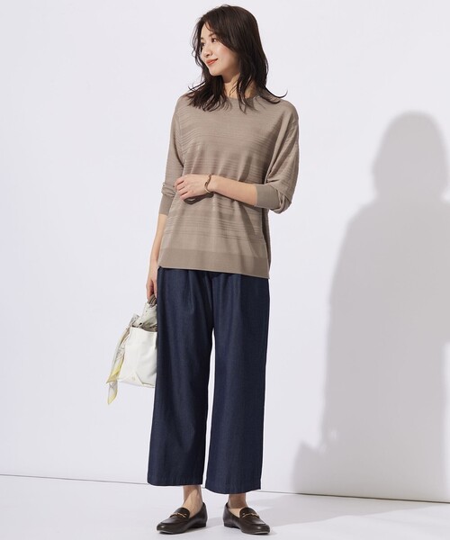 J.PRESS Ladies(J.プレス レディス)の「【WEB限定カラーあり・洗える】SILKY RAYON STRETCH ボーダー ニット(ニット/セーター・レディース・ライトグレー系/ダルブルー系/ネイビー系/ブラウン系・SMALL)」の9枚目の写真