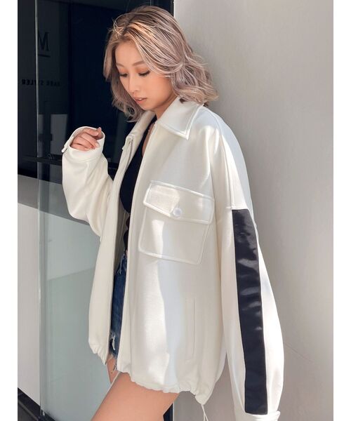 GYDA（ジェイダ）の「SymmetryGYDA ラインデザインジャケット（ブルゾン・レディース・オフホワイト/ブラック・FREE）」の12枚目の写真