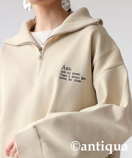 antiqua(アンティカ)の「刺繍ロゴニット(ニット/セーター・レディース・アイボリー/ネイビー/ブラック・R/P)」の11枚目の写真