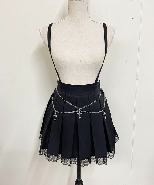 MA*RS（アメーバーマーズ）の「クロスチェーン付きプリーツスカパン