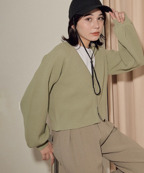 ECRIRE（エクリール）の「フロントＷジップショートカーディガン（ニット/セーター・レディース・グリーン/ブラック/オフホワイト・M）」の19枚目の写真