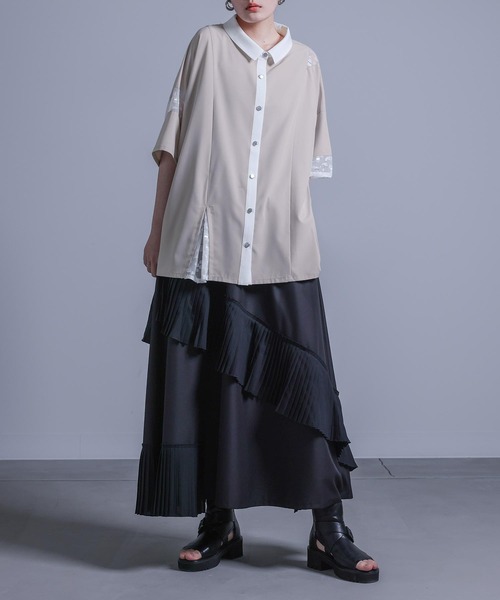 kOhAKU（コハク）の「『シアー切り替えシャツ』（シャツ/ブラウス・レディース・チャコール/ライトグレー・FREE）」の7枚目の写真