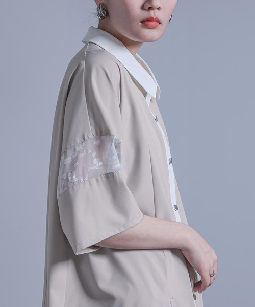 kOhAKU（コハク）の「『シアー切り替えシャツ』（シャツ/ブラウス・レディース・チャコール/ライトグレー・FREE）」の14枚目の写真