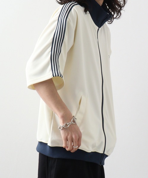 SUGGESTION（サジェッション）の「SUGGESTION ハチ刺繍サイドライン