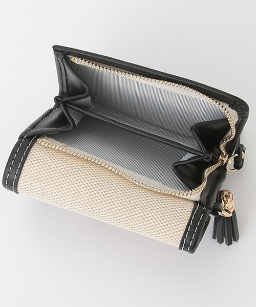 pom ponette junior（ポンポネットジュニア）の「異素材コンビ三つ折り財布（財布・キッズ・ブラック/ライトブルー・FREE）」の11枚目の写真