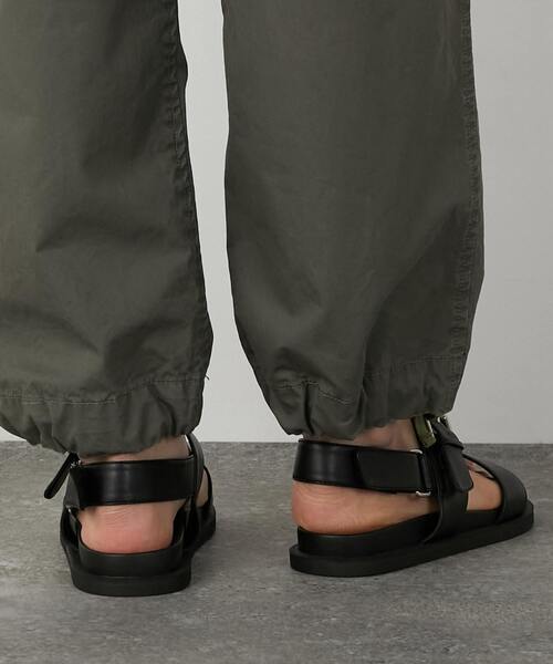 MELROSE claire（メルローズ クレール）の「【大人のフラットサンダル】（サンダル・レディース・シルバー/ブラック/ダークブラウン・1/3/2/4）」の22枚目の写真