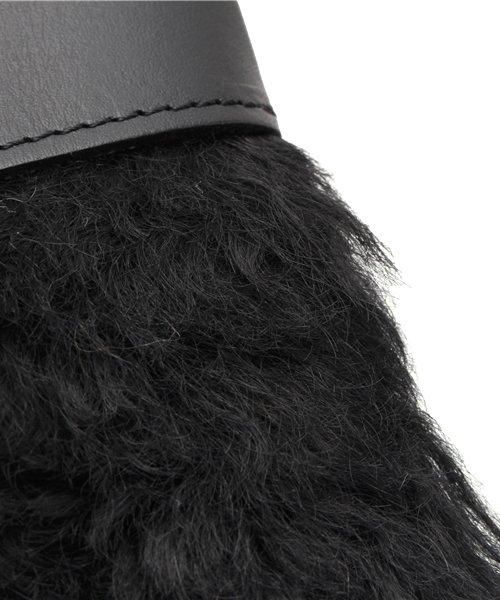 JOHN LAWRENCE SULLIVAN（ジョンローレンスサリバン）の「FUR CLUTCH BAG（クラッチバッグ・レディース・ブラック/キャメル・ONE SIZE）」の8枚目の写真