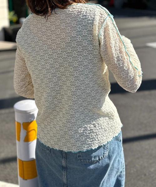 mi via loca(ミヴィアロカ)の「フラワーレースジャガード メロー配色トップス(Tシャツ/カットソー・レディース・オフホワイト/ブラック/ベージュ/ブラック系その他・FREE)」の13枚目の写真