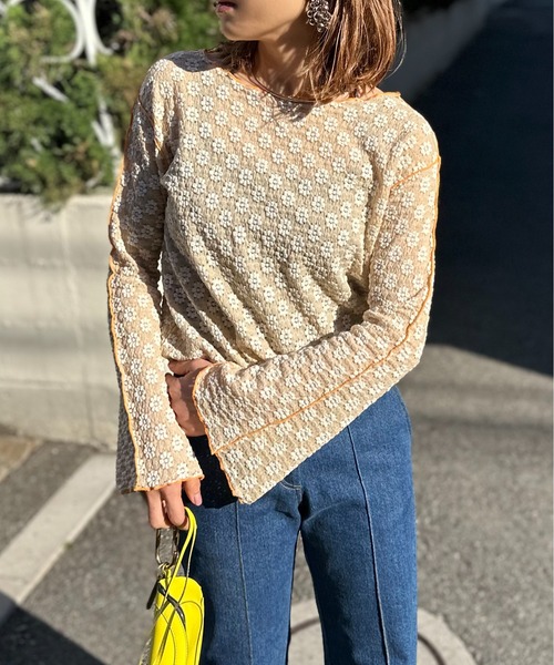 mi via loca(ミヴィアロカ)の「フラワーレースジャガード メロー配色トップス(Tシャツ/カットソー・レディース・オフホワイト/ブラック/ベージュ/ブラック系その他・FREE)」の22枚目の写真