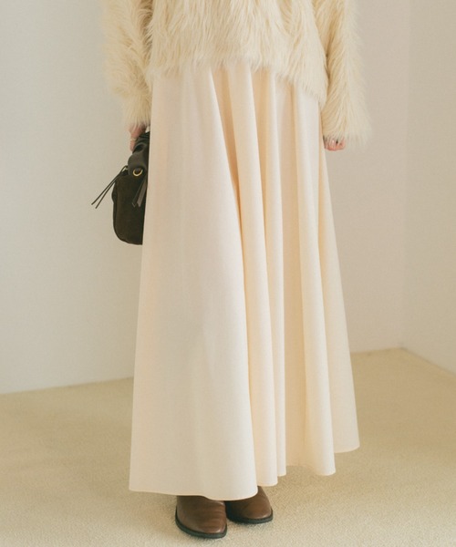 VANNIE U（ヴァニーユー）の「ボリュームギャザーロングスカート（スカート・レディース・アイボリー/グレー/ブラック/ベージュ・FREE）」の19枚目の写真