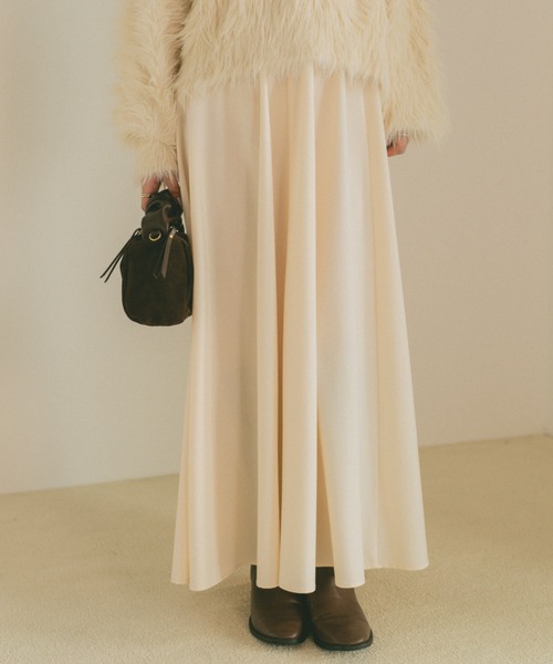 VANNIE U（ヴァニーユー）の「ボリュームギャザーロングスカート（スカート・レディース・アイボリー/グレー/ブラック/ベージュ・FREE）」の21枚目の写真