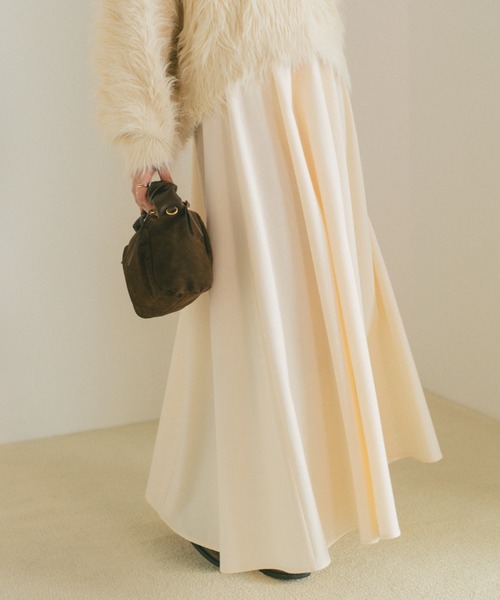 VANNIE U（ヴァニーユー）の「ボリュームギャザーロングスカート（スカート・レディース・アイボリー/グレー/ブラック/ベージュ・FREE）」の18枚目の写真