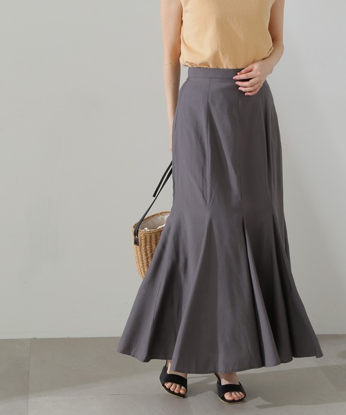 N.(N. Natural Beauty Basic)(エヌエヌナチュラルビューティーベーシック)の「◆【S Size Line】ゴアード切替マーメイドスカート(スカート・レディース・オフホワイト/チャコールグレー・MEDIUM/SMALL)」の2枚目の写真
