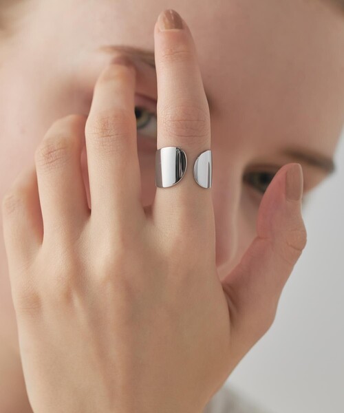 ete（エテ）の「○[シンプリファイ]  タイト リング（リング・レディース・プラチナム/イエローゴールド・9号/13号/17号）」の5枚目の写真