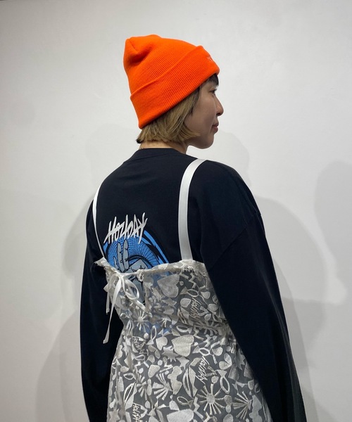 HOLIDAY（ホリデイ）の「KNIT CAP (HOLIDAY) ニットキャップ (ホリデイ)（ニットキャップ/ビーニー・レディース・ネイビー/オレンジ/ブラック・ONE SIZE）」の8枚目の写真