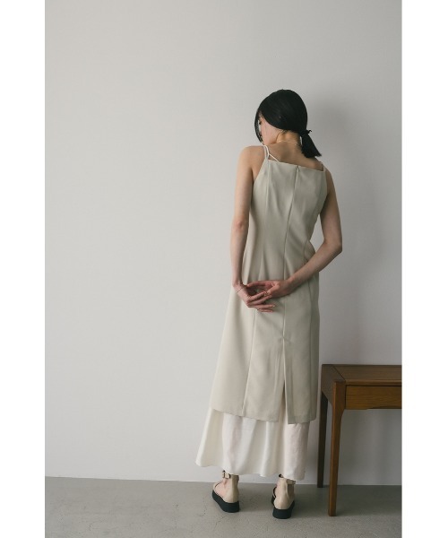 STYLEMIXER(スタイルミキサー)の「スクエアレイヤードワンピース(ワンピース・レディース・ブラック/グレー/アイボリー・SMALL/MEDIUM)」の10枚目の写真