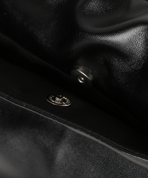 LEPSIM（レプシィム）の「シャーリングパデットショルダー　127285（ショルダーバッグ・レディース・ブラック/ブラック系その他/ガンメタ/シルバー・ONE SIZE）」の20枚目の写真